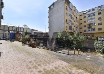 Edificio all\'aperto - Box Via Armando Diaz
 
6, Catania - foto 13