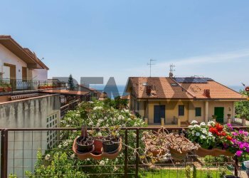 Casa all\'aperto - Villa a Schiera Via Dei Ciclopi
 
36, Aci Catena - foto 16