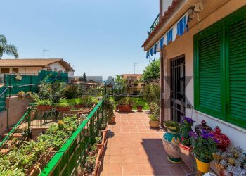 Terrazza - Villa a Schiera Via Dei Ciclopi
 
36, Aci Catena - foto 19