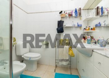 Bagno - Villa a Schiera Via Dei Ciclopi
 
36, Aci Catena - foto 40