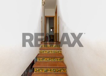 Scale - Villa a Schiera Via Dei Ciclopi
 
36, Aci Catena - foto 44