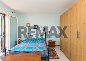 Camera / camera da letto - Villa a Schiera Via Dei Ciclopi
 
36, Aci Catena - foto 53