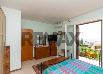 Camera / camera da letto - Villa a Schiera Via Dei Ciclopi
 
36, Aci Catena - foto 56