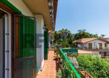 Balcone - Villa a Schiera Via Dei Ciclopi
 
36, Aci Catena - foto 63