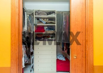 Cabina armadio - Villa a Schiera Via Dei Ciclopi
 
36, Aci Catena - foto 66