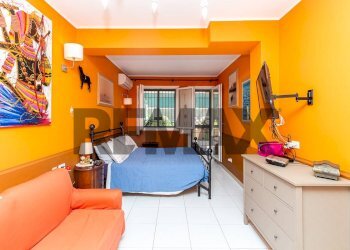Camera / camera da letto - Villa a Schiera Via Dei Ciclopi
 
36, Aci Catena - foto 67