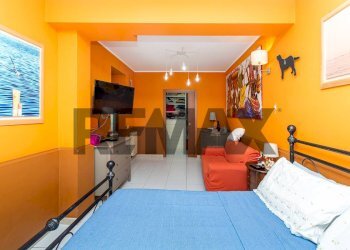 Camera / camera da letto - Villa a Schiera Via Dei Ciclopi
 
36, Aci Catena - foto 69