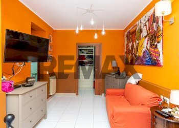 Soggiorno - Villa a Schiera Via Dei Ciclopi
 
36, Aci Catena - foto 70