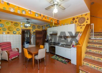 Cucina - Villa a Schiera Via Dei Ciclopi
 
36, Aci Catena - foto 76