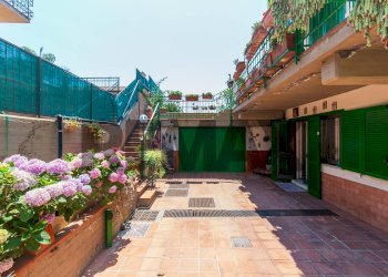 Terrazza - Villa a Schiera Via Dei Ciclopi
 
36, Aci Catena - foto 77