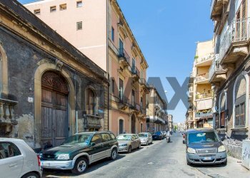Edificio all\'aperto - Bilocale Via Santa Maria Della Catena
 
51, Catania - foto 4