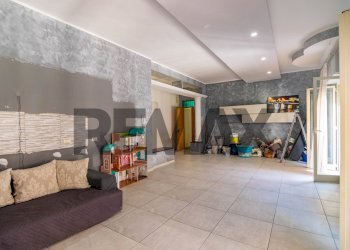 Soggiorno - Quadrilocale Via Mariano Panebianco
 
25, Acireale - foto 19