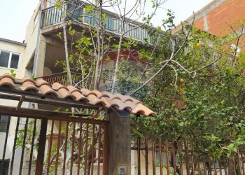 Casa all\'aperto - Casa indipendente Via Del Papiro
 
58, Catania - foto 2