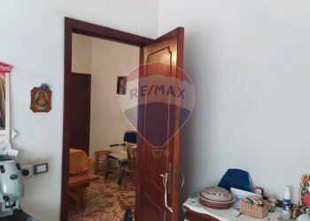 Camera / camera da letto - Casa indipendente Via Del Papiro
 
58, Catania - foto 17