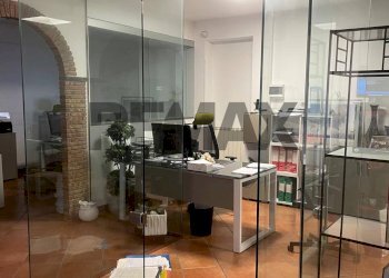 Ufficio - Office Via Alcide de Gasperi
16, Pedara - photo 5