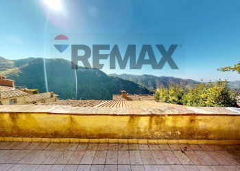 Vista delle montagne - Casa indipendente Via Redolo, Loc. Torcigliano
 
9, Camaiore - foto 8