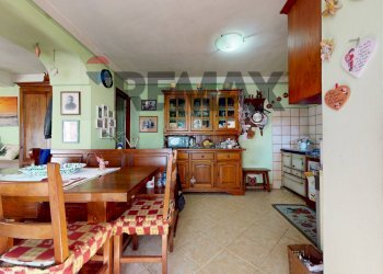 Sala da pranzo - Casa indipendente Via Redolo, Loc. Torcigliano
 
9, Camaiore - foto 15