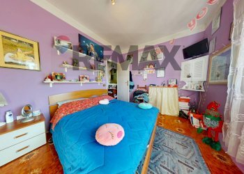 Camera / camera da letto - Casa indipendente Via Redolo, Loc. Torcigliano
 
9, Camaiore - foto 19