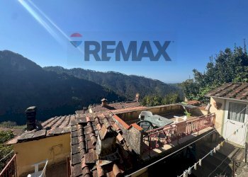Edificio all\'aperto - Casa indipendente Via Redolo, Loc. Torcigliano
 
9, Camaiore - foto 27