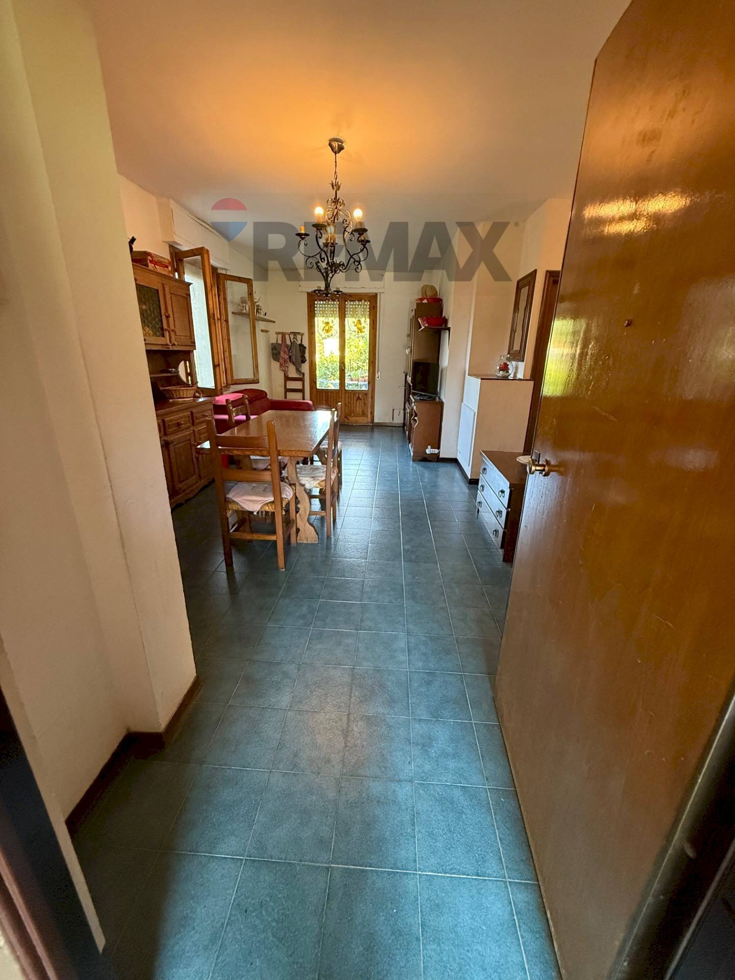 Sala da pranzo - Quadrilocale Via Campania
 
27, Empoli - foto 1