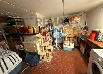 Dispensa di stoccaggio - Quadrilocale Via Campania
 
27, Empoli - foto 8