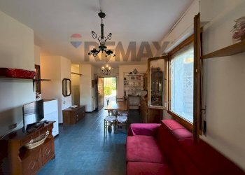 Sala da pranzo - Quadrilocale Via Campania
 
27, Empoli - foto 12
