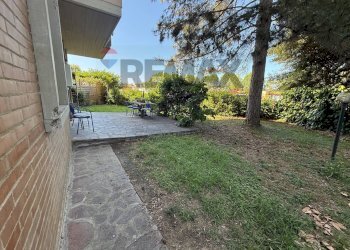 Giardino - Quadrilocale Via Campania
 
27, Empoli - foto 17