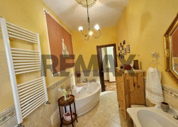 Bagno - Independent house Via della Sanginella
 
24, Salerno - photo 8