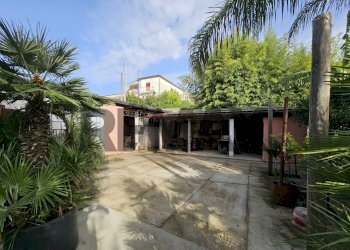 Casa all\'aperto - Independent house Via della Sanginella
 
24, Salerno - photo 16