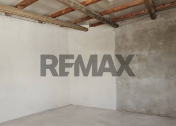 Stanza vuota - Independent house Via della Sanginella
 
24, Salerno - photo 24