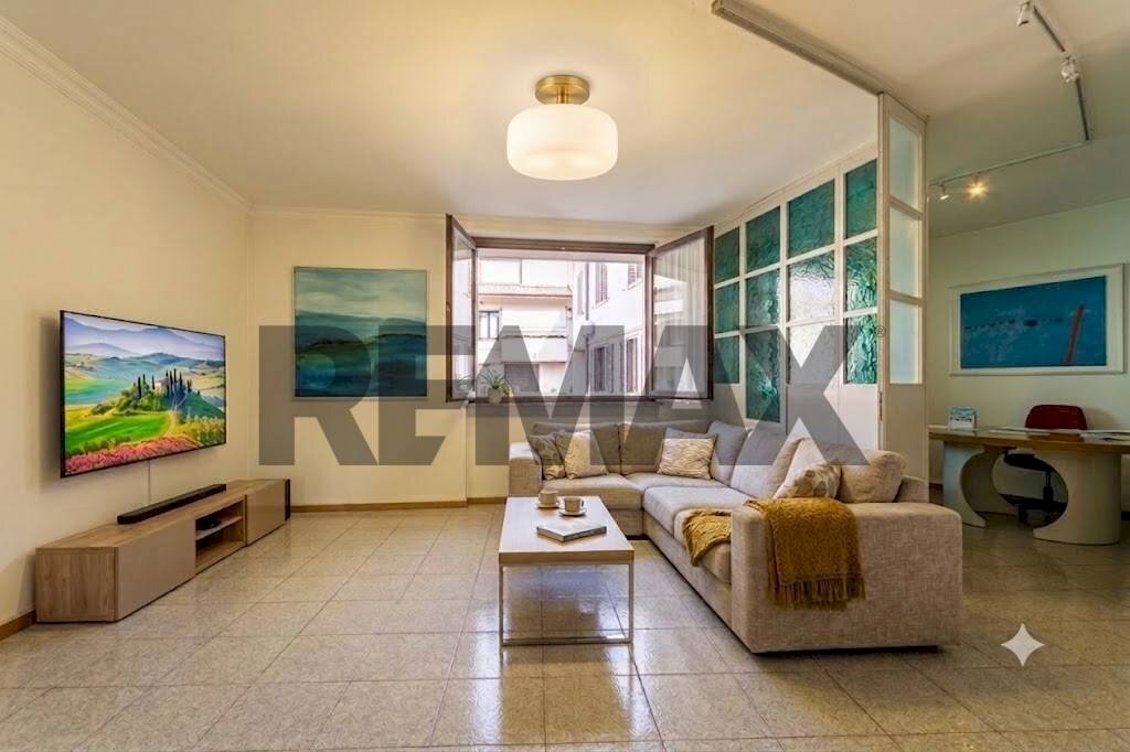Soggiorno - Three-room apartment VIA TERRAGGIO MOLGORA
9, Vimercate - photo 2