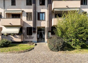 Edificio all\'aperto - Three-room apartment VIA TERRAGGIO MOLGORA
 
9, Vimercate - photo 1