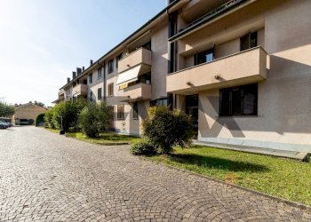 Edificio all\'aperto - Ufficio via terrggio molgora
 
9, Vimercate - foto 11
