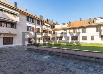 Edificio all\'aperto - Ufficio via terrggio molgora
 
9, Vimercate - foto 12