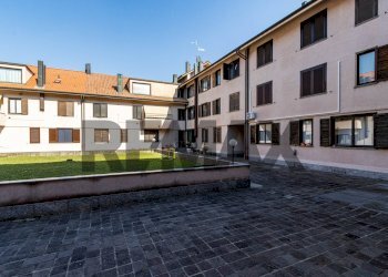 Edificio all\'aperto - Ufficio via terrggio molgora
 
9, Vimercate - foto 13