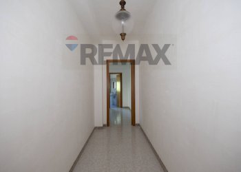 Hall / corridoio - Villa Via Scipione l'Africano
 
45, Palazzolo Acreide - photo 16