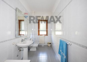 Bagno - Villa Via Scipione l'Africano
 
45, Palazzolo Acreide - photo 34