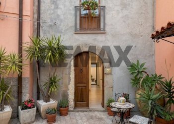 Terrazza - Independent house Via spitalio
 
3, Forza d'Agrò - photo 2