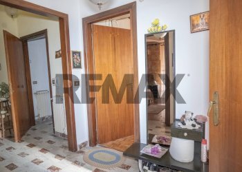 Hall / corridoio - Independent house Via Vittorio Emanuele
 
28, Mirabella Imbaccari - photo 4