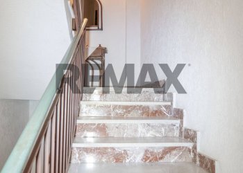 Scale - Independent house Via Vittorio Emanuele
 
28, Mirabella Imbaccari - photo 25
