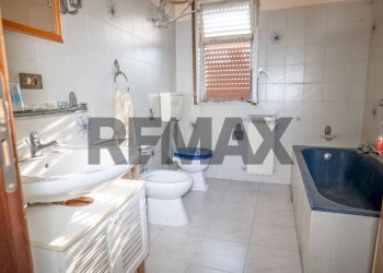 Bagno - Independent house Via Vittorio Emanuele
 
28, Mirabella Imbaccari - photo 47