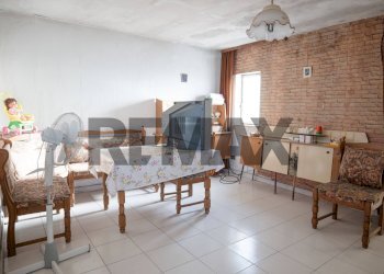 Sala da pranzo - Independent house Via Vittorio Emanuele
 
28, Mirabella Imbaccari - photo 50