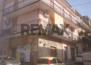 Edificio all\'aperto - Independent house Via Vittorio Emanuele
 
28, Mirabella Imbaccari - photo 1