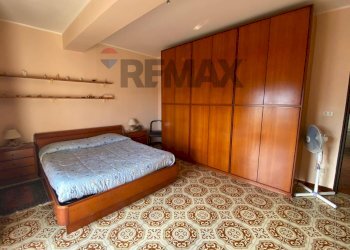 Camera / camera da letto - Four-room apartment via Gioacchino Rossini
 
3, Taormina - photo 11