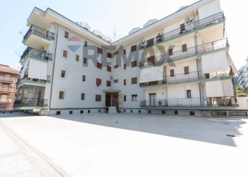 Edificio all\'aperto - Appartamento Via Nuovaluce
 
73, Tremestieri Etneo - foto 3