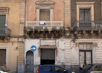 Edificio all\'aperto - Independent house Piazza Monsignore Alessi
 
4, Giarre - photo 5