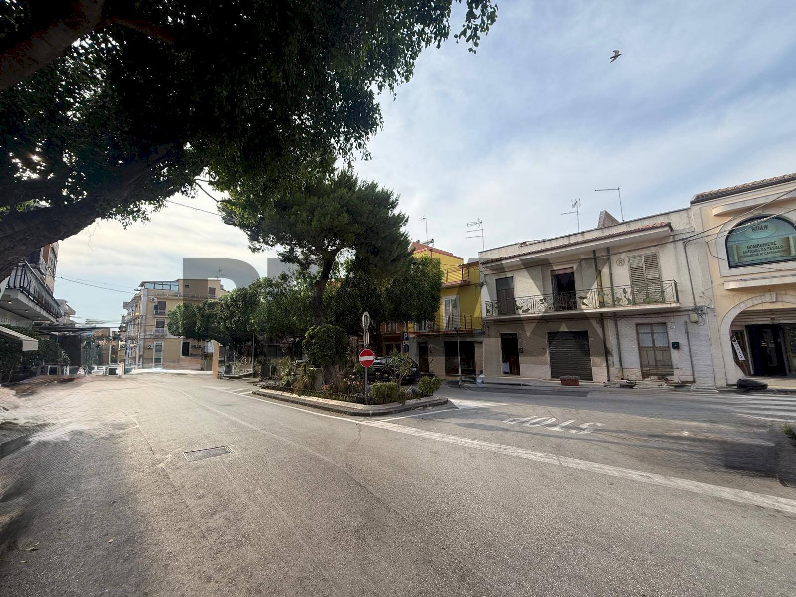 Edificio all\'aperto - Warehouse via Dell'Indipendenza
 
6, Siracusa - photo 1