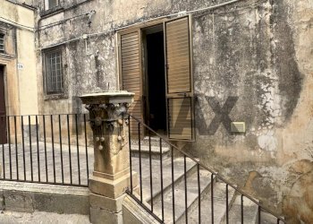 Terrazza - Casa semi indipendente VIA GIUSEPPE GARIBALDI
 
163, Palazzolo Acreide - foto 16