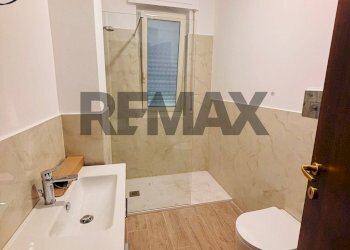 Bagno - Quadrilocale Via Sant'Orsola
 
27, Siracusa - foto 19