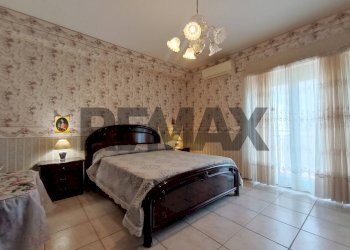 Camera / camera da letto - Quadrilocale Via Cristoforo Colombo
 
27, Tremestieri Etneo - foto 41